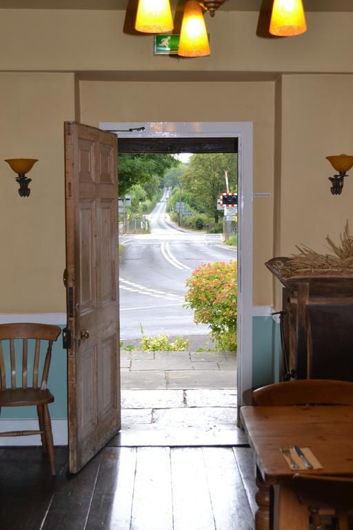 The Mill Arms Hotel Romsey Luaran gambar